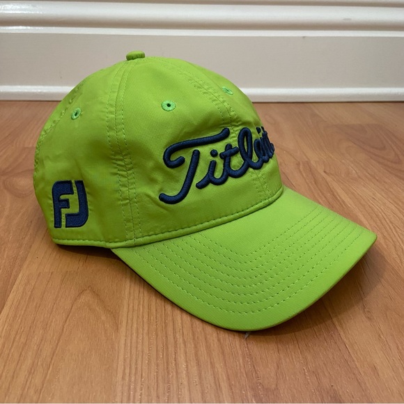 Titleist Men’s Logo Strap Back Hat - Picture 2 of 12